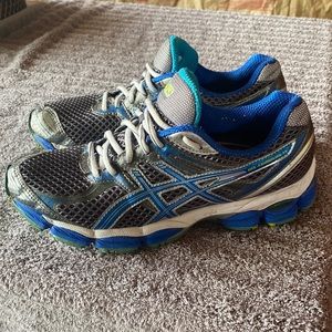 ASICS Gel Cumulus Running Show size 8